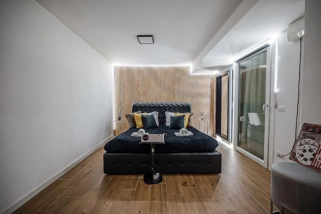 Villa Duomo - Jacuzzi E Terrazzo - Cinema - Free Parking - Gym Milan Italie