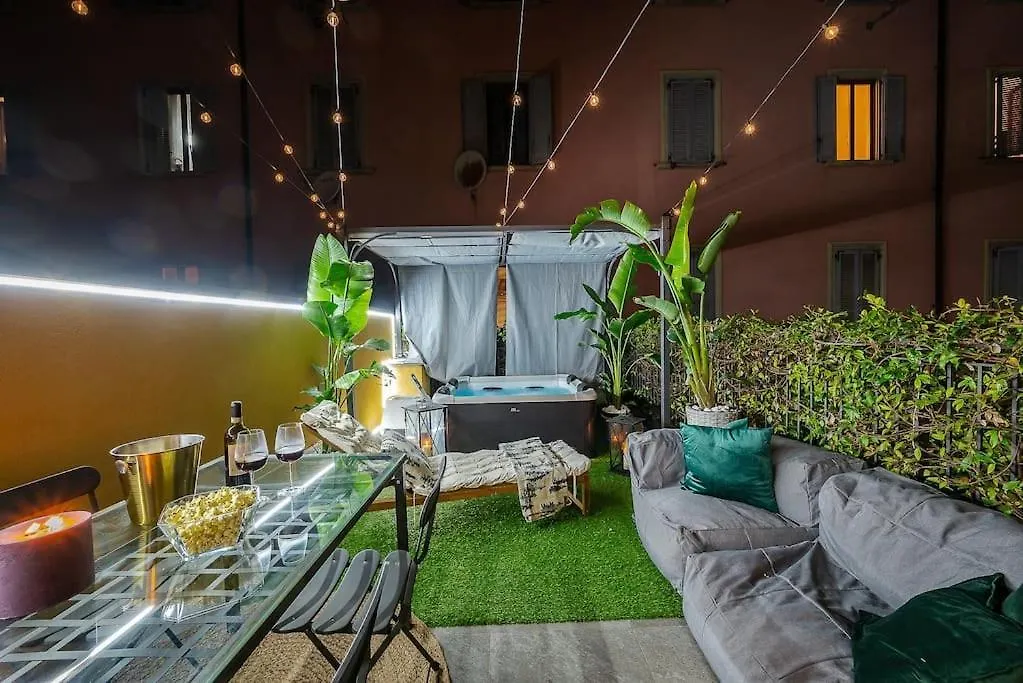 Villa Duomo - Jacuzzi E Terrazzo - Cinema - Free Parking - Gym Milan