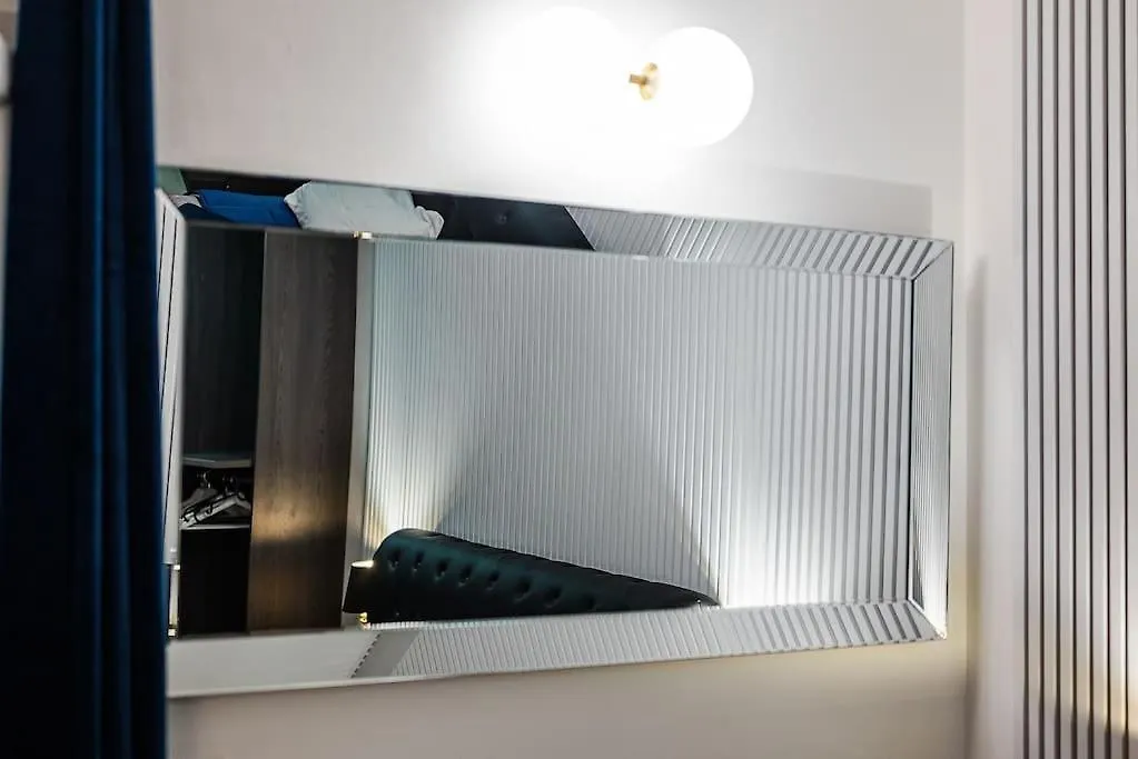 Villa Duomo - Jacuzzi E Terrazzo - Cinema - Free Parking - Gym Milan