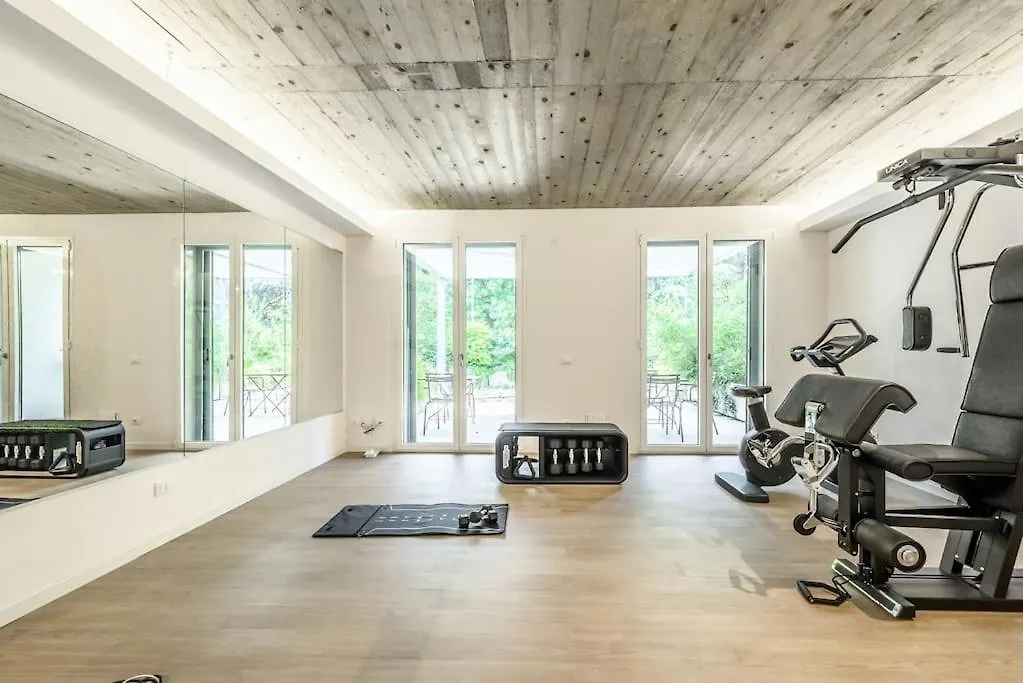 Villa Duomo - Jacuzzi E Terrazzo - Cinema - Free Parking - Gym Milan