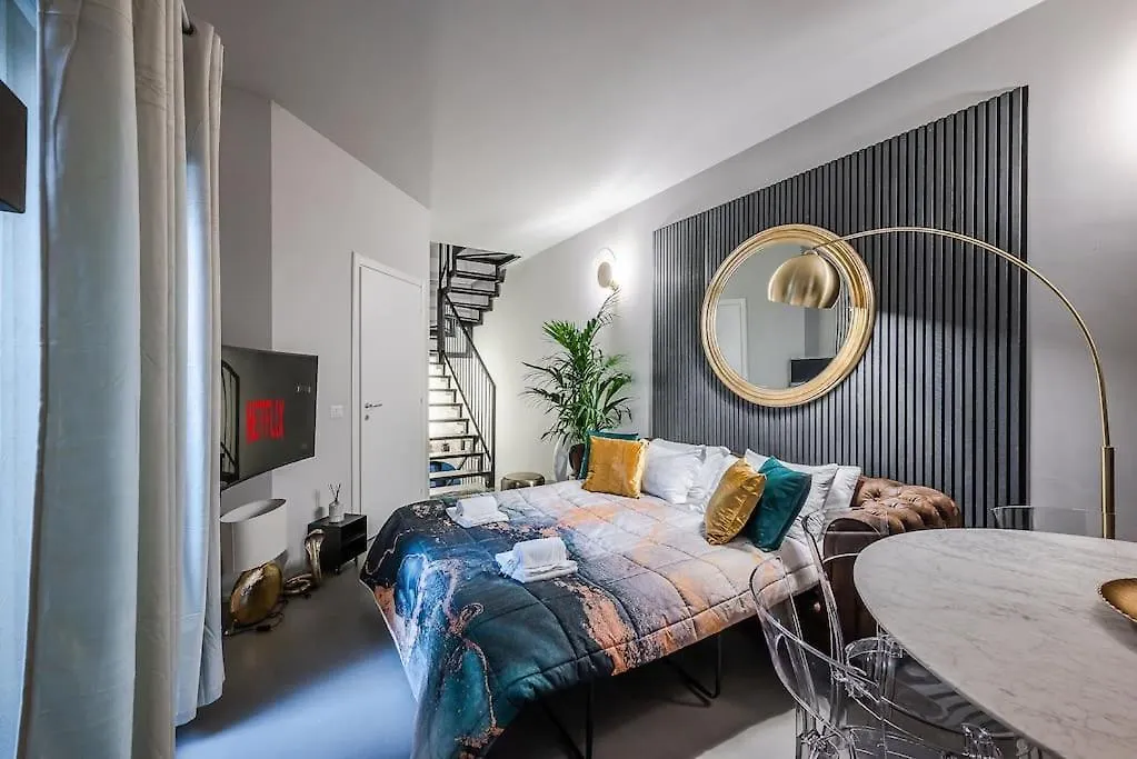 Villa Duomo - Jacuzzi E Terrazzo - Cinema - Free Parking - Gym Milan