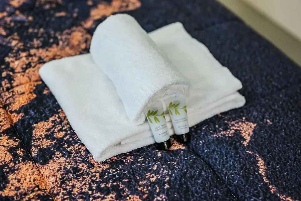 Villa Duomo - Jacuzzi E Terrazzo - Cinema - Free Parking - Gym Milan