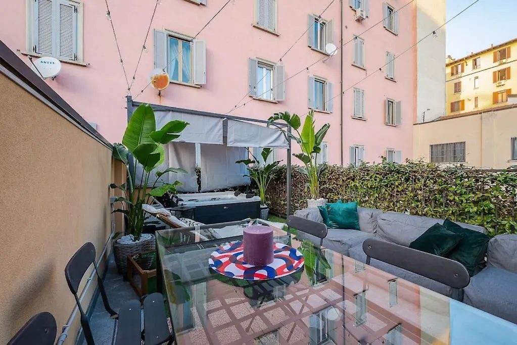 Villa Duomo - Jacuzzi E Terrazzo - Cinema - Free Parking - Gym Milan Italie